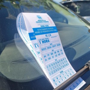 Decreto de 2021 estabelece cobrança da Zona Azul quando o comércio abre à noite